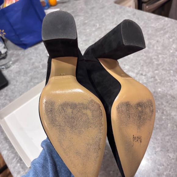 Black suede booties - Picture 5 of 6